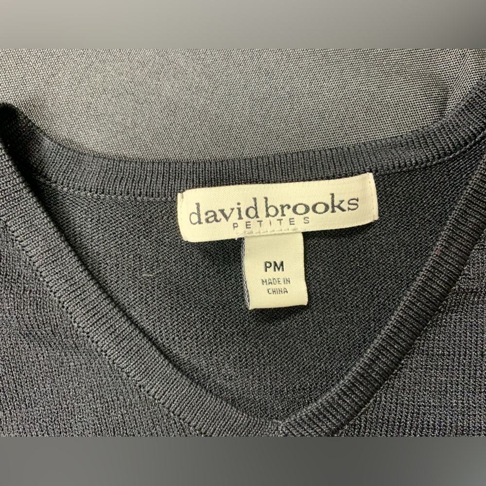 David Brooks Peties. Womens Sweater. Condition:like New. Size:PM. - Picture 3 of 7